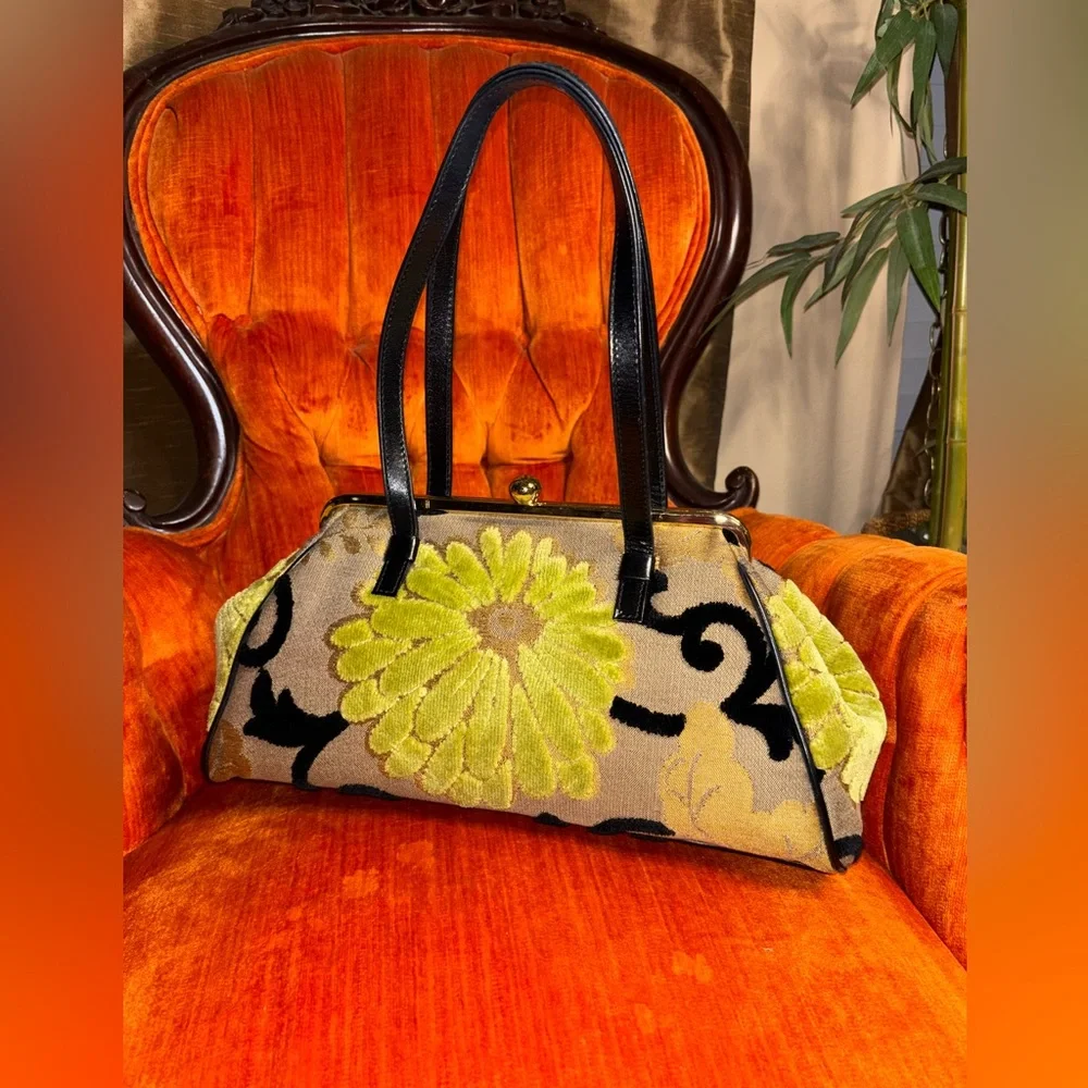 Glenda Gies Vintage Green Black Lime  Hand Bag Gold hardware & leather strap - Picture 4 of 14